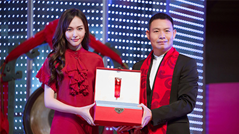 中国美正当红，，，，lewin乐玩A股上市，，，引领新时代